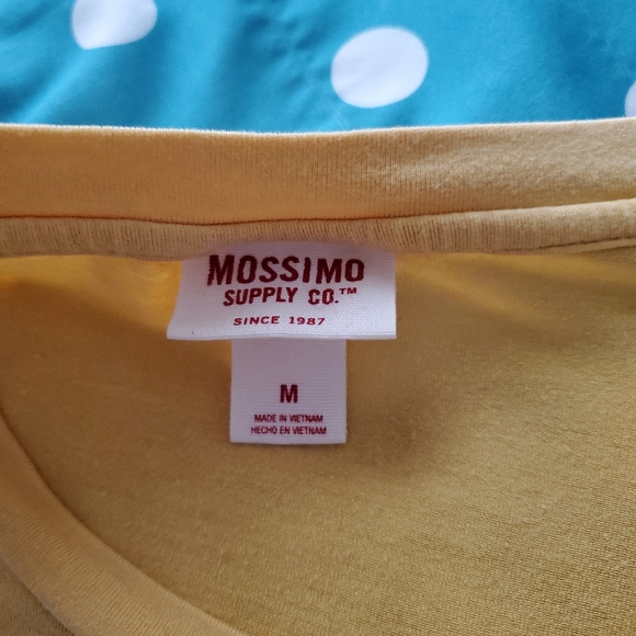Mossimo Pocket Tee - Picture 2 of 3
